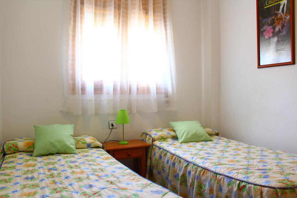 Residencial Los Robles Arroyo Frio Quarto foto